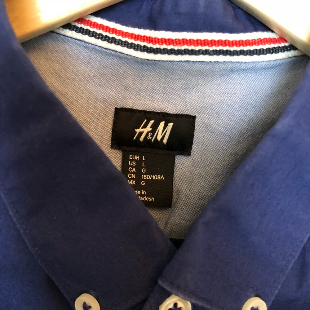 Short-Sleeve Button Up - Picture 2 of 3